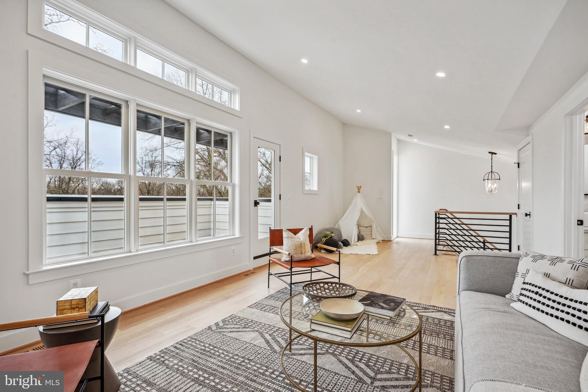 ALCOVA HEIGHTS - Residential