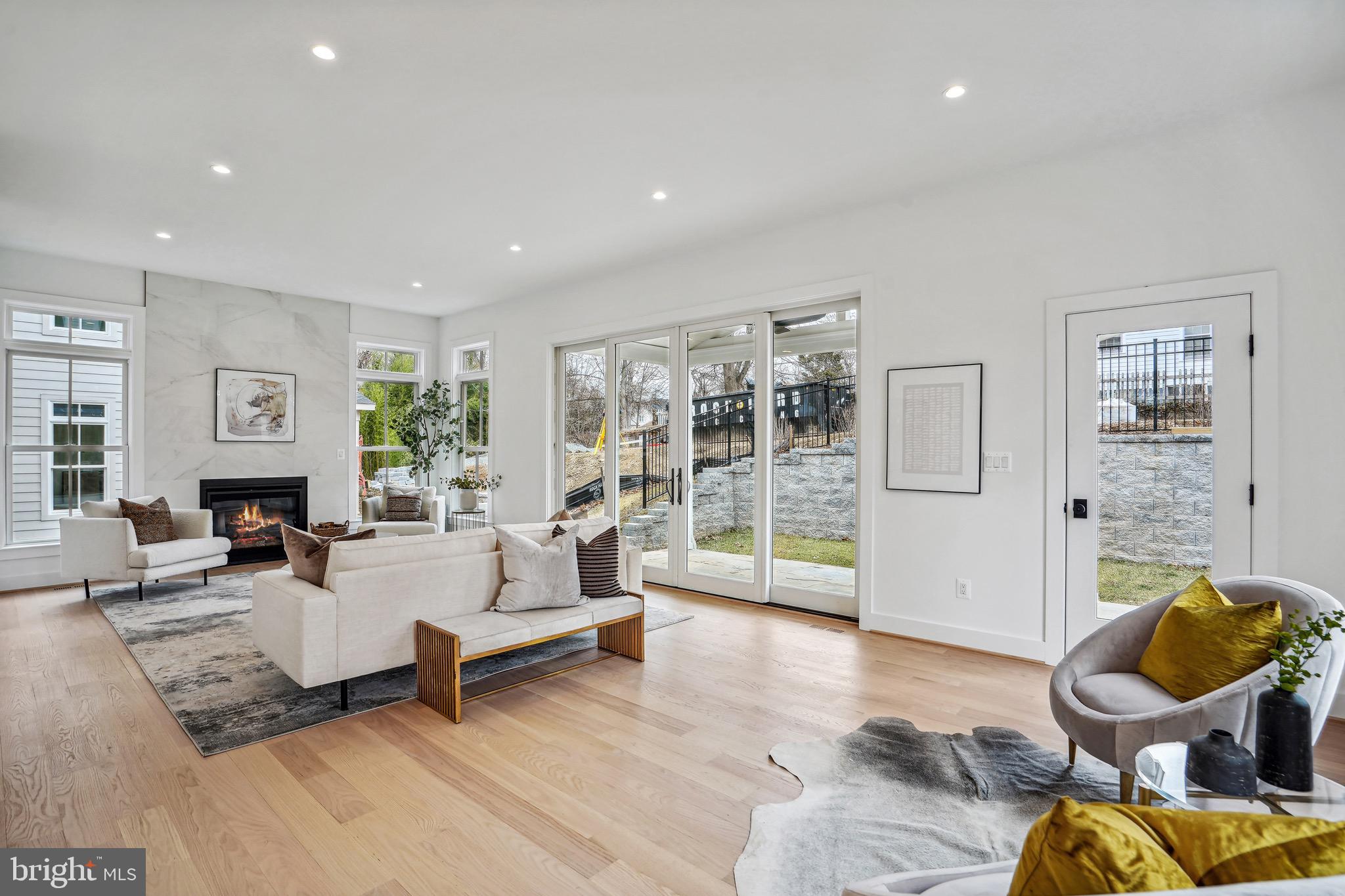 ALCOVA HEIGHTS - Residential