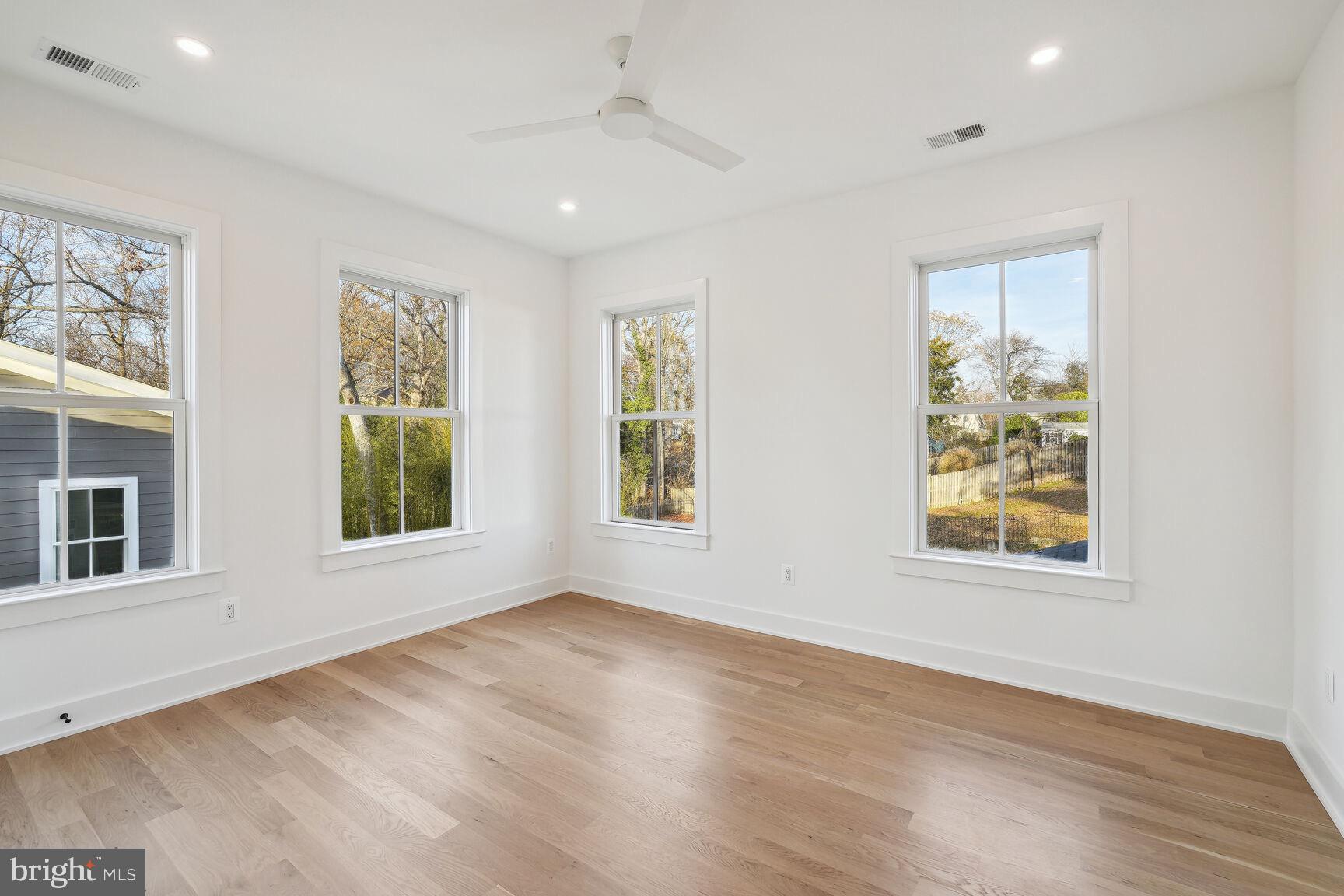 ALCOVA HEIGHTS - Residential