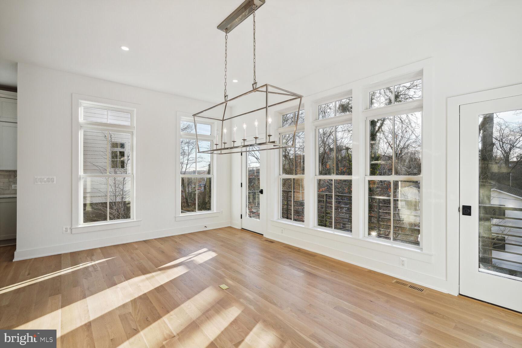 ALCOVA HEIGHTS - Residential