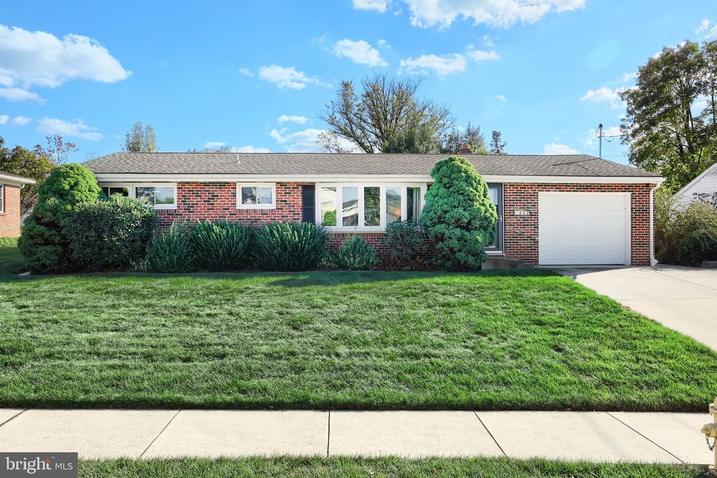 Photo of 452 Beaver Street, HELLAM, PA 17406 (MLS # PAYK2091776)