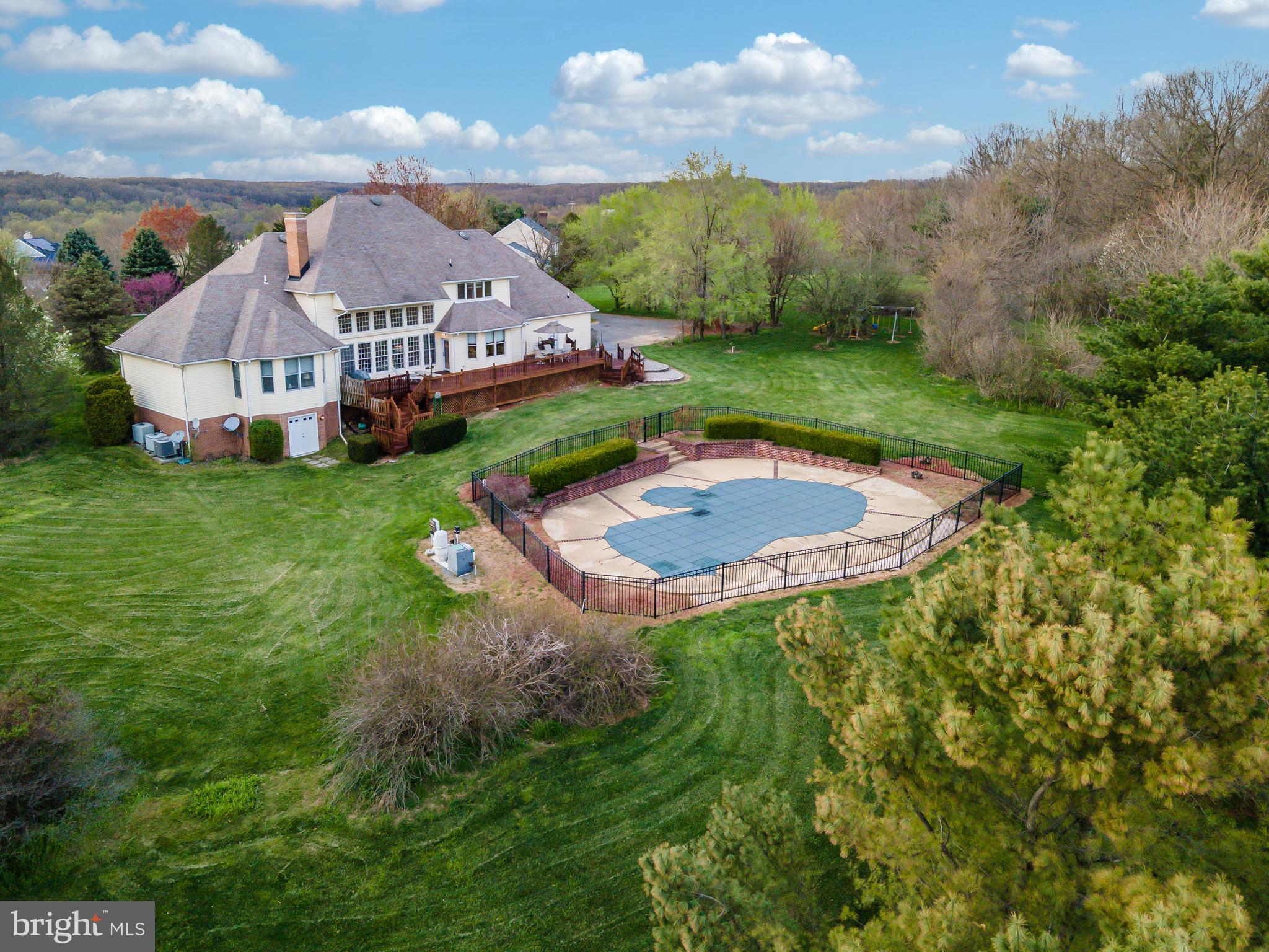 HIGHMEADOW ESTATES - Residential