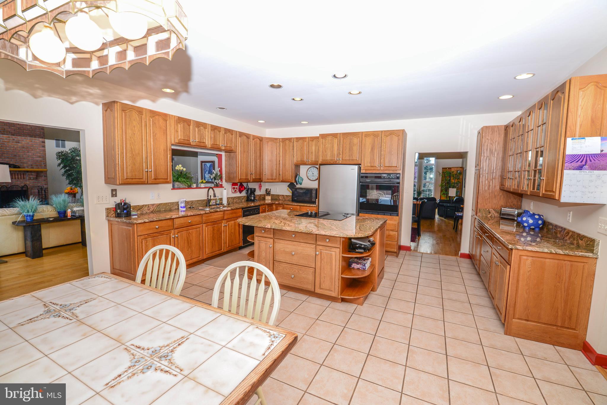 HIGHMEADOW ESTATES - Residential