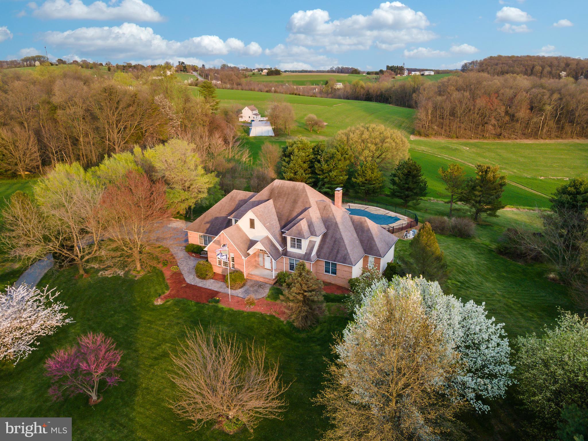 HIGHMEADOW ESTATES - Residential