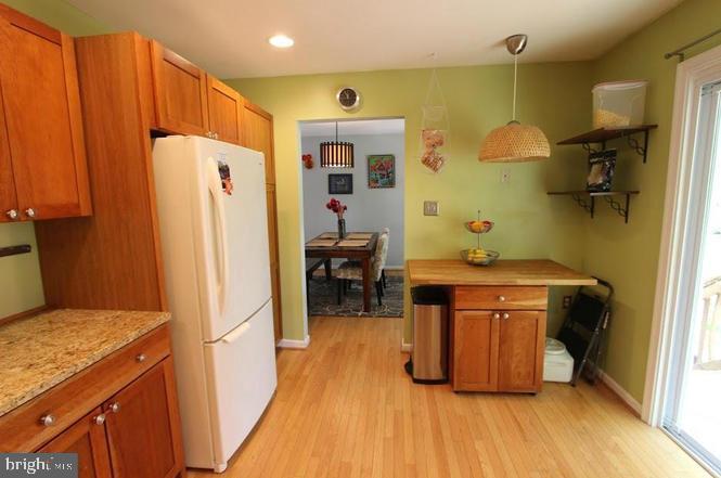 FAIRFAX CLUB ESTATES - Residential Lease