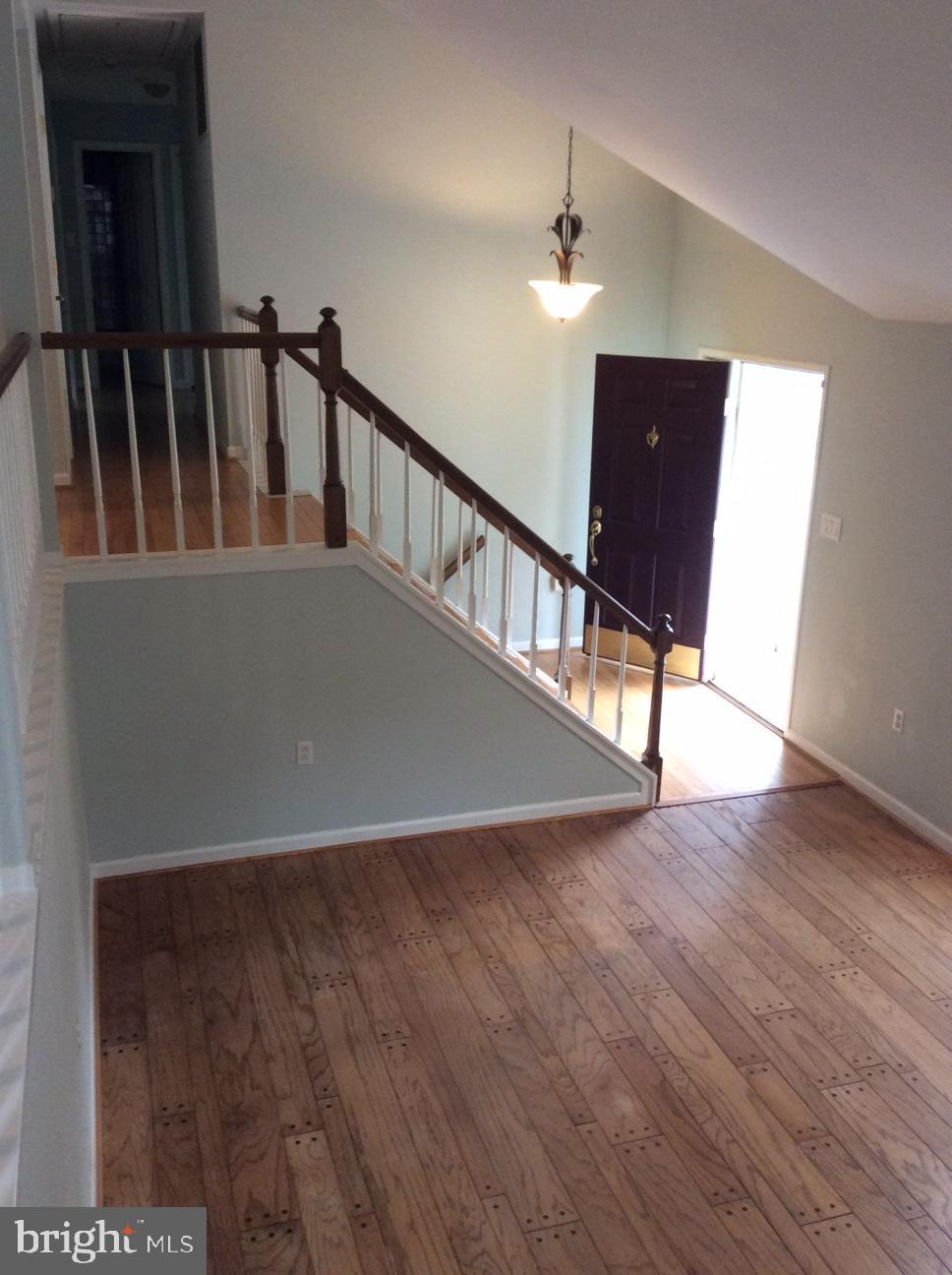 FAIRFAX CLUB ESTATES - Residential Lease