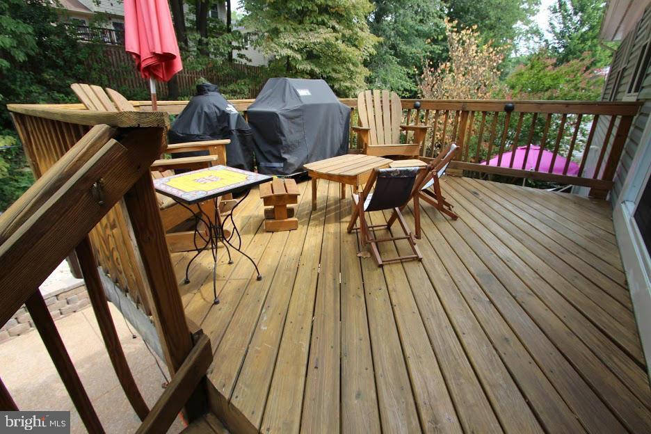 FAIRFAX CLUB ESTATES - Residential Lease