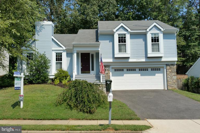 FAIRFAX CLUB ESTATES - Residential Lease