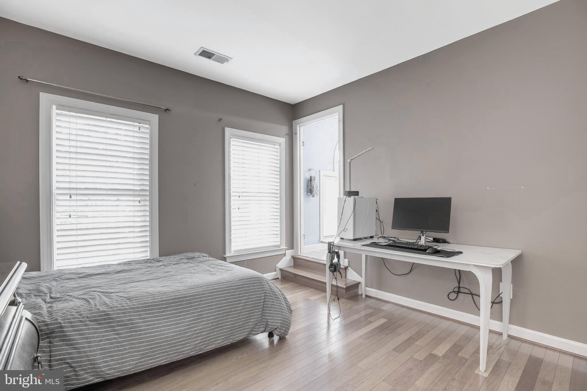 PIEDMONT - Residential