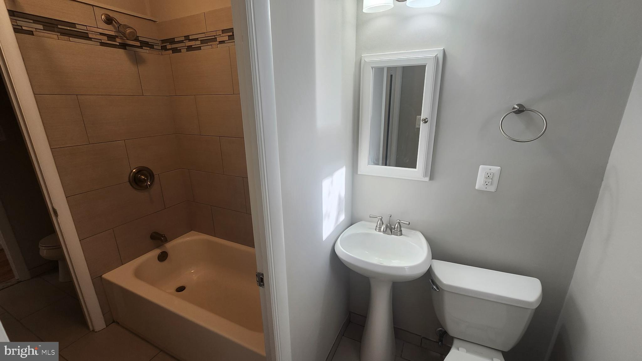 DOMINION HILLS - Residential Lease