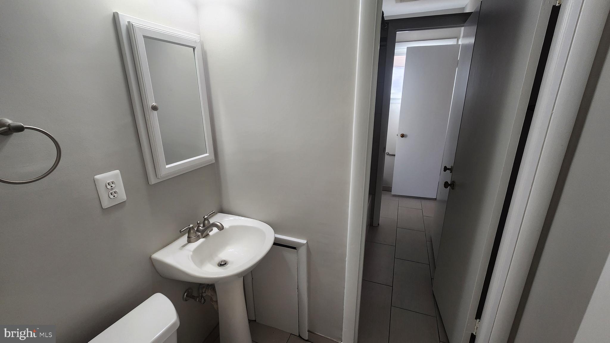 DOMINION HILLS - Residential Lease