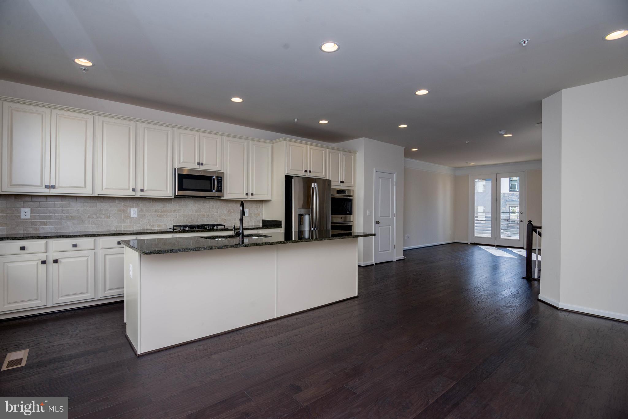 THE PRESERVE AT WESTFIELDS - Residential