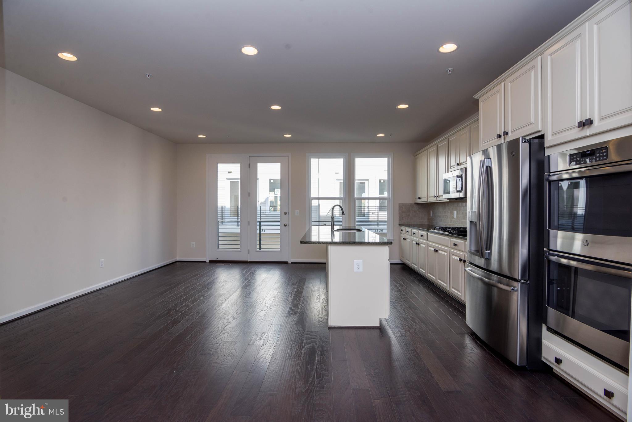 THE PRESERVE AT WESTFIELDS - Residential