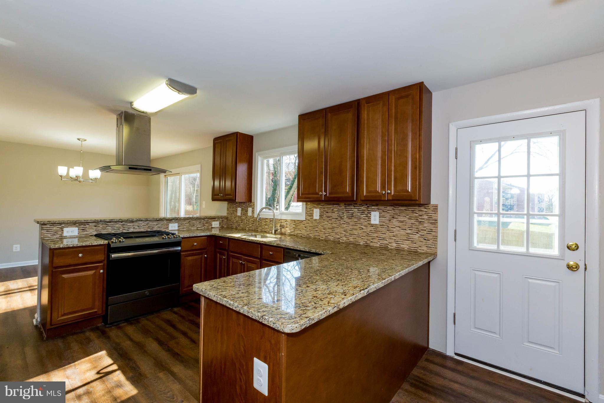 WESTBURY - Residential