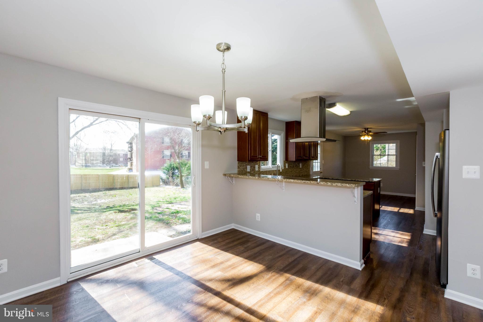 WESTBURY - Residential