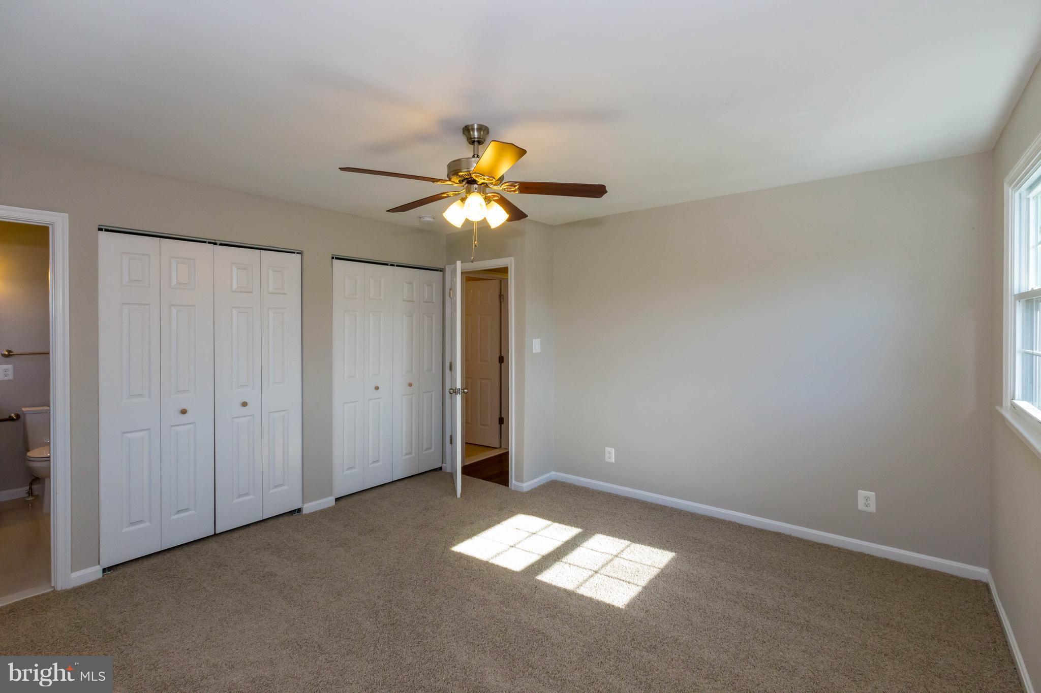 WESTBURY - Residential