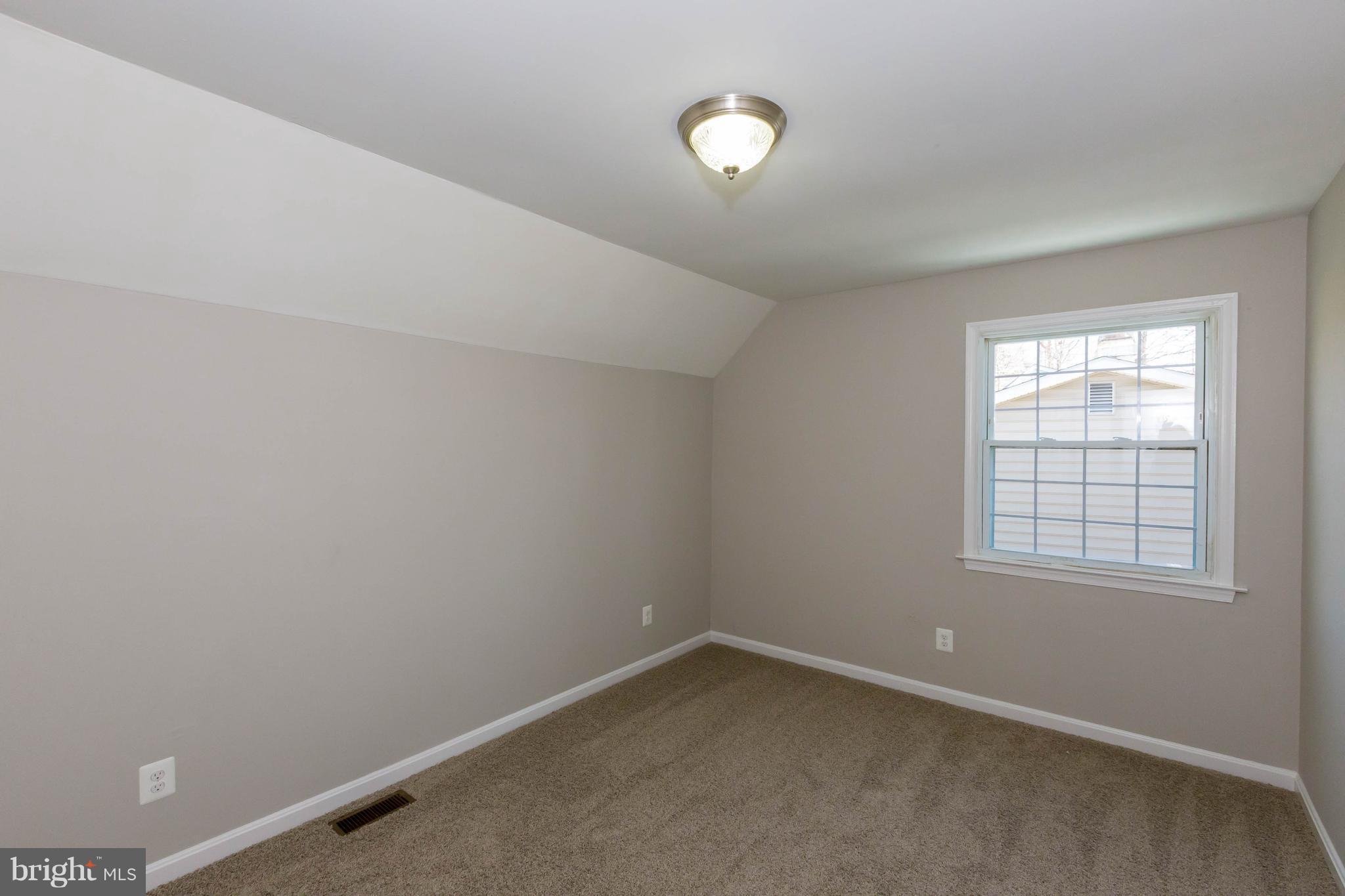 WESTBURY - Residential