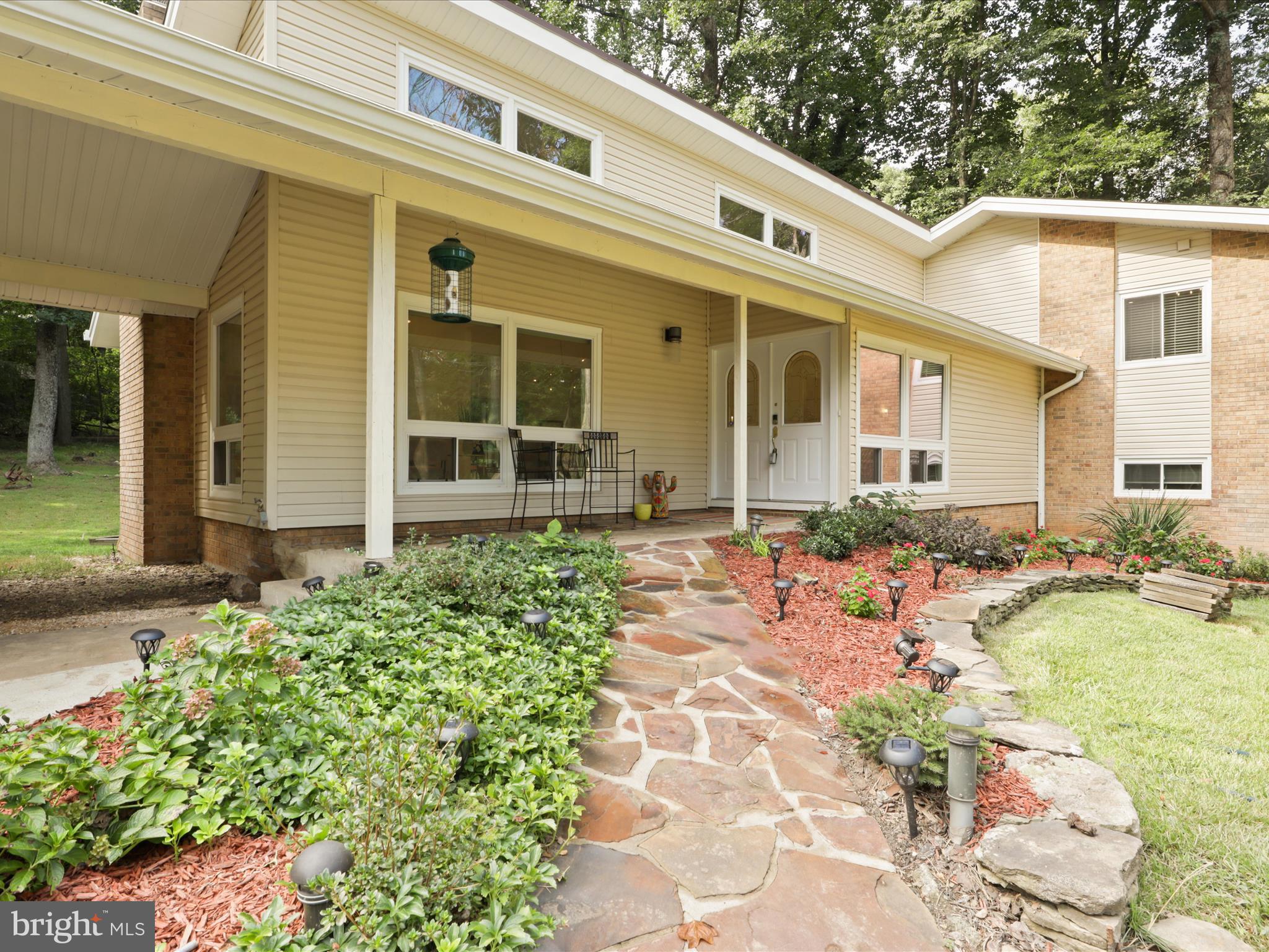 11709 VALE ROAD