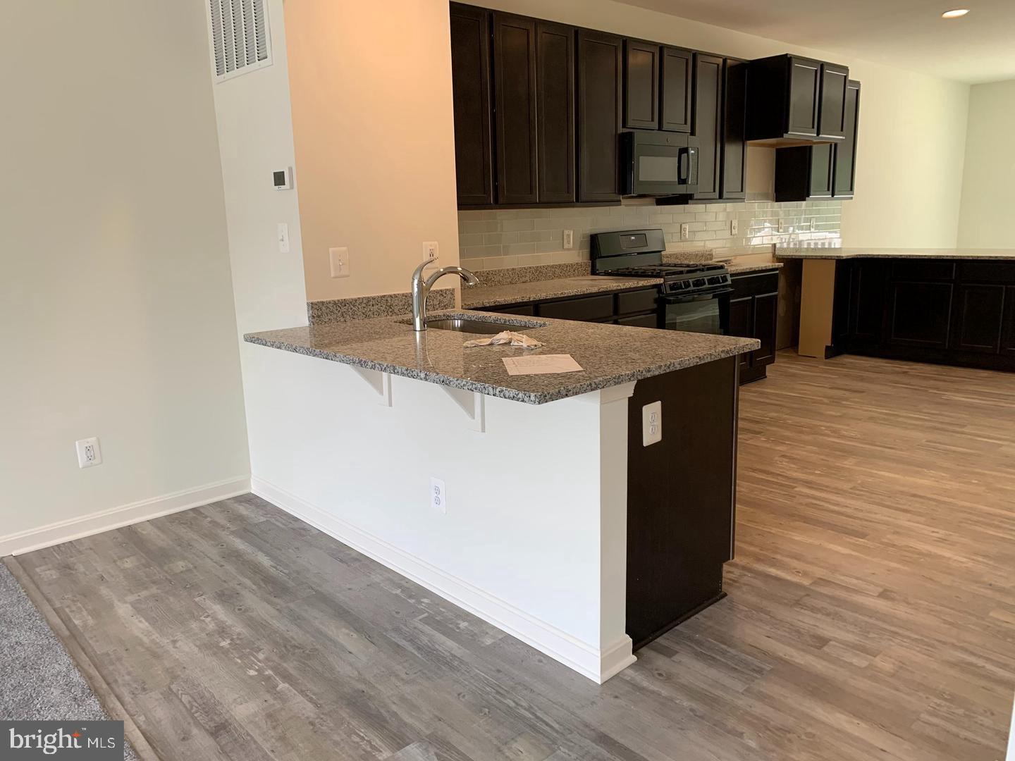 OLD TRAILS - Residential Lease