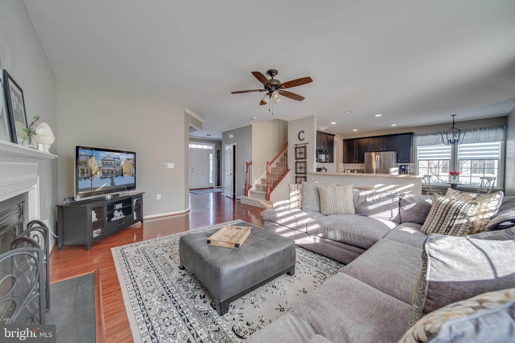 LAKELAND PLACE - Residential