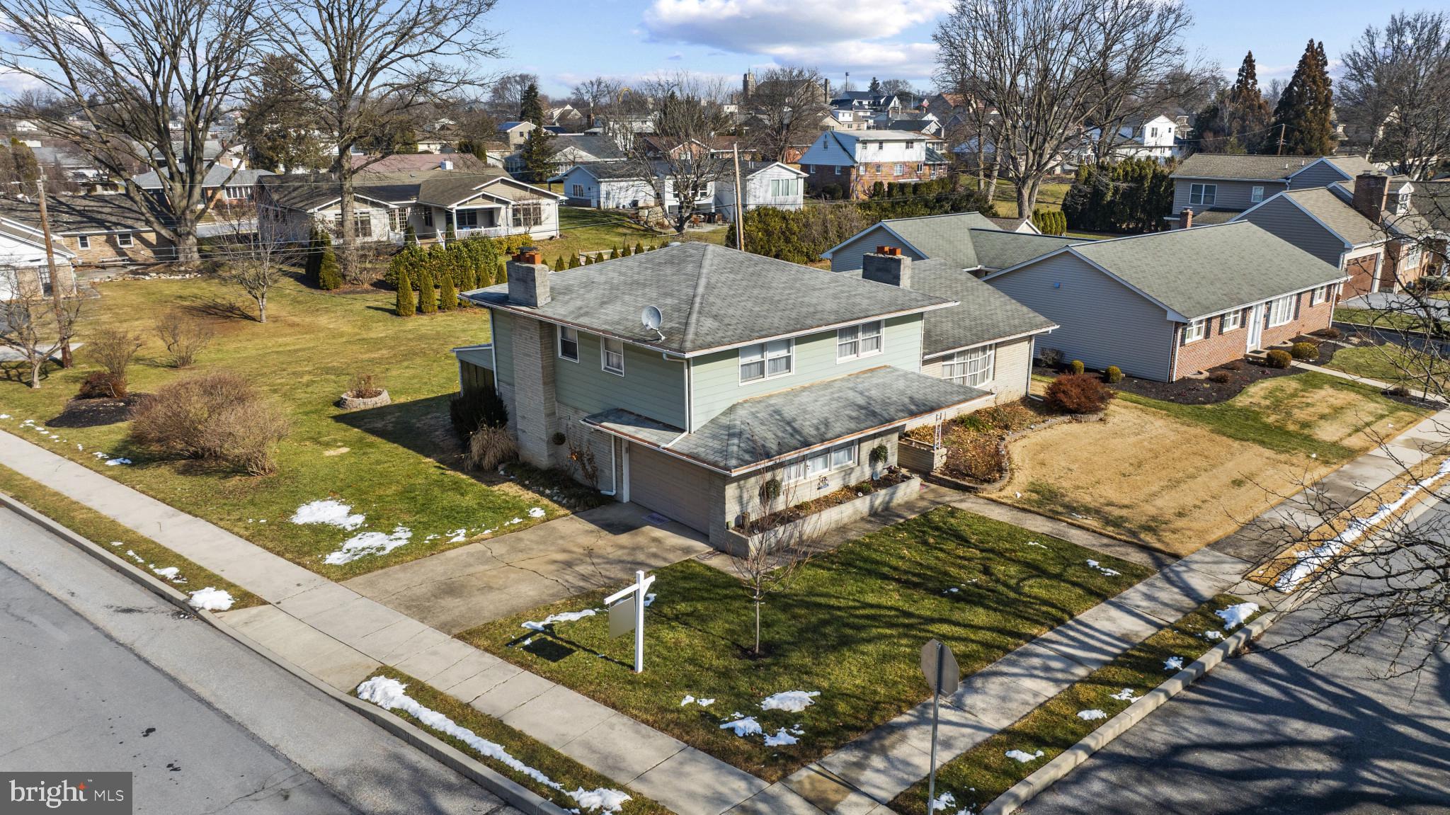 HERSHEY VILLAGE - Residential