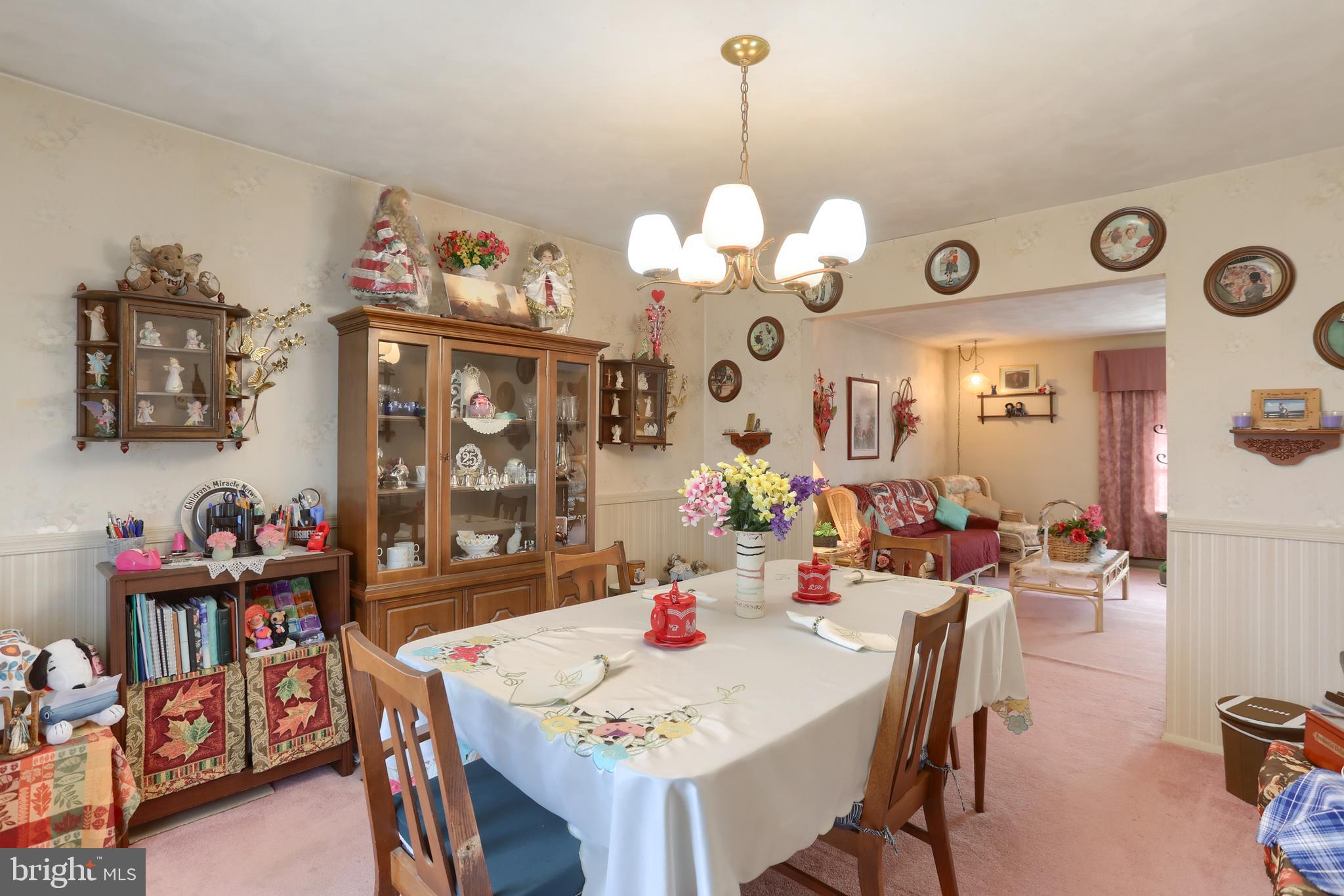 HERSHEY VILLAGE - Residential