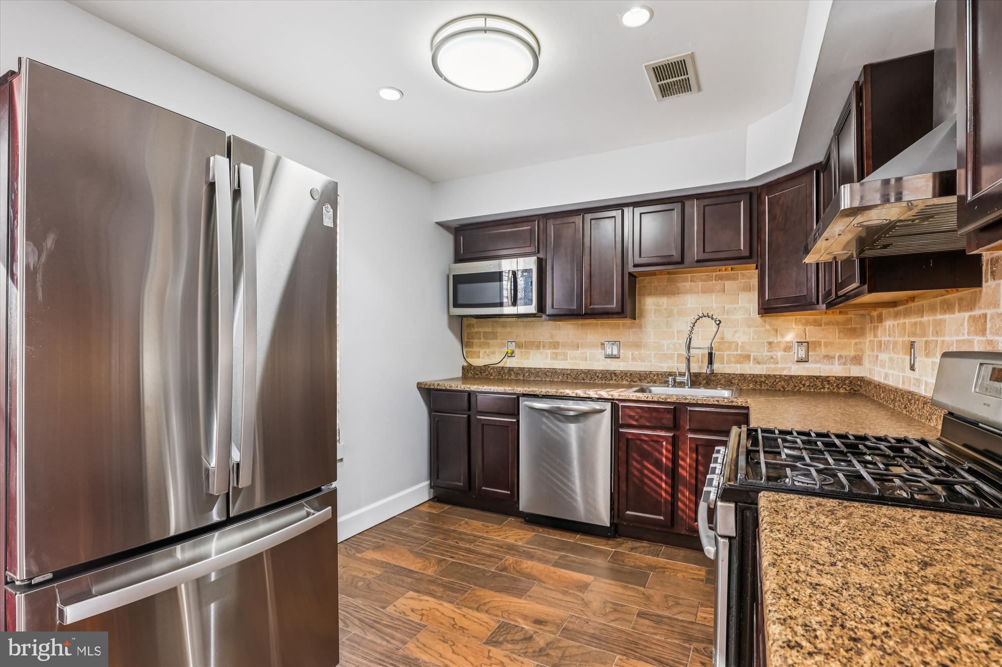 DALE CITY - Residential