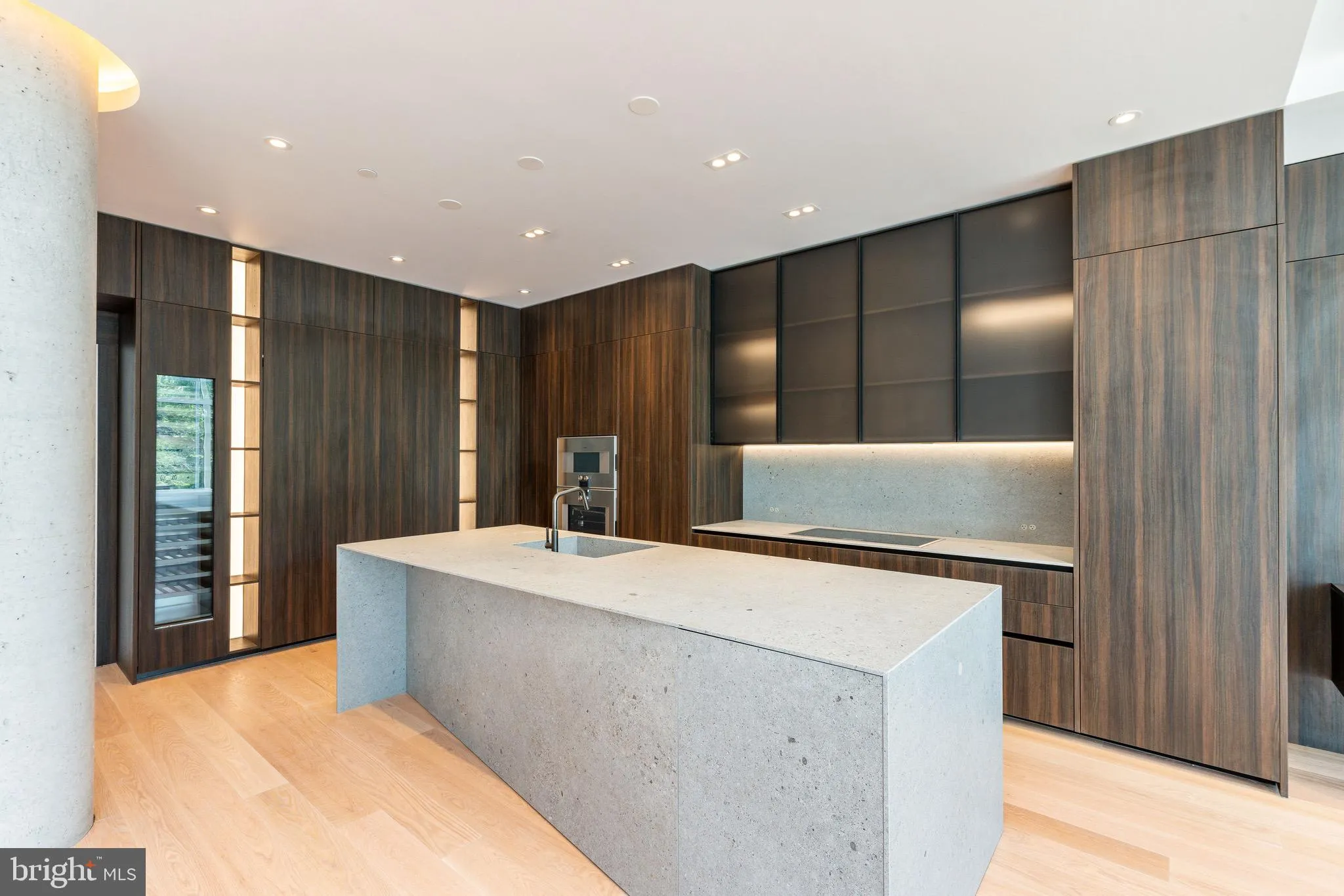 Philadelphia, Pennsylvania 19106, United States, 5 Bedrooms Bedrooms, ,6 BathroomsBathrooms,Residential,Active,121363