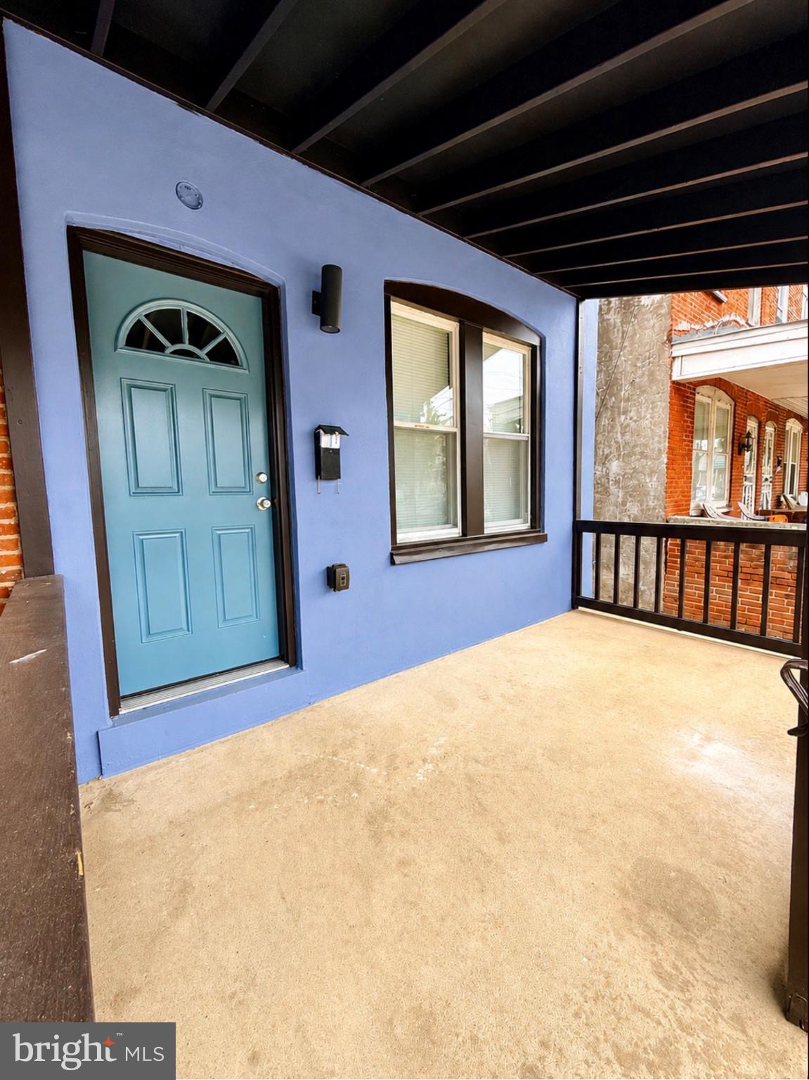 1819 W 6TH STREET