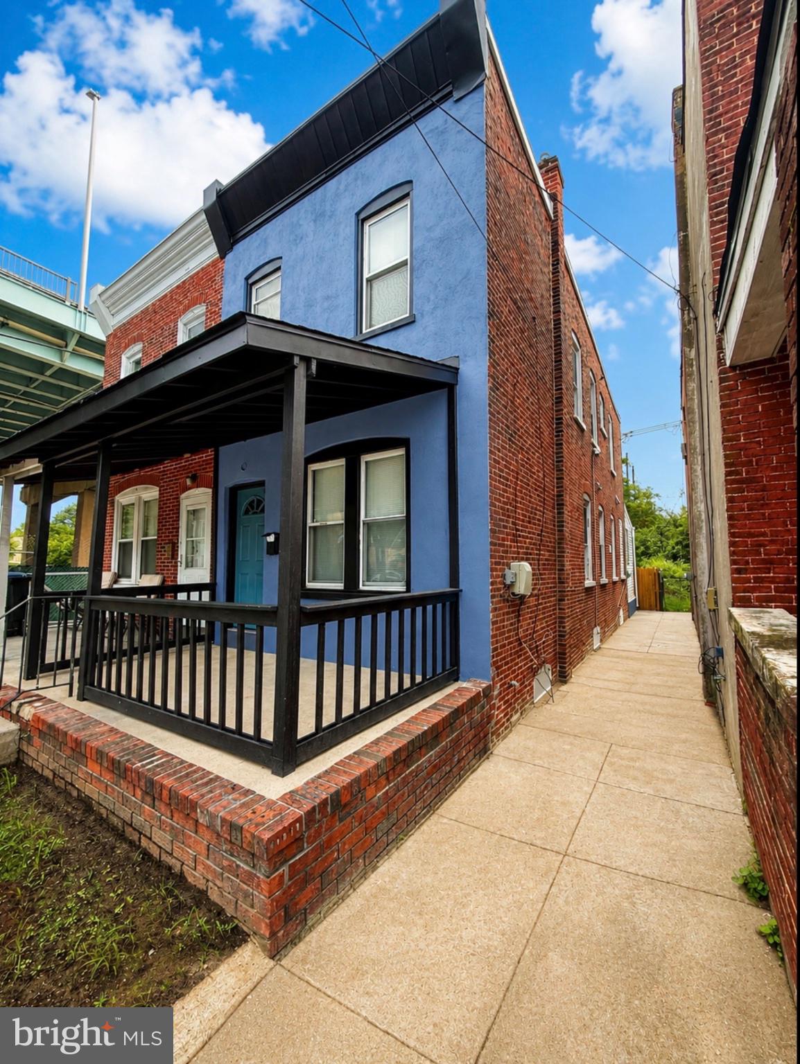 1819 W 6TH STREET