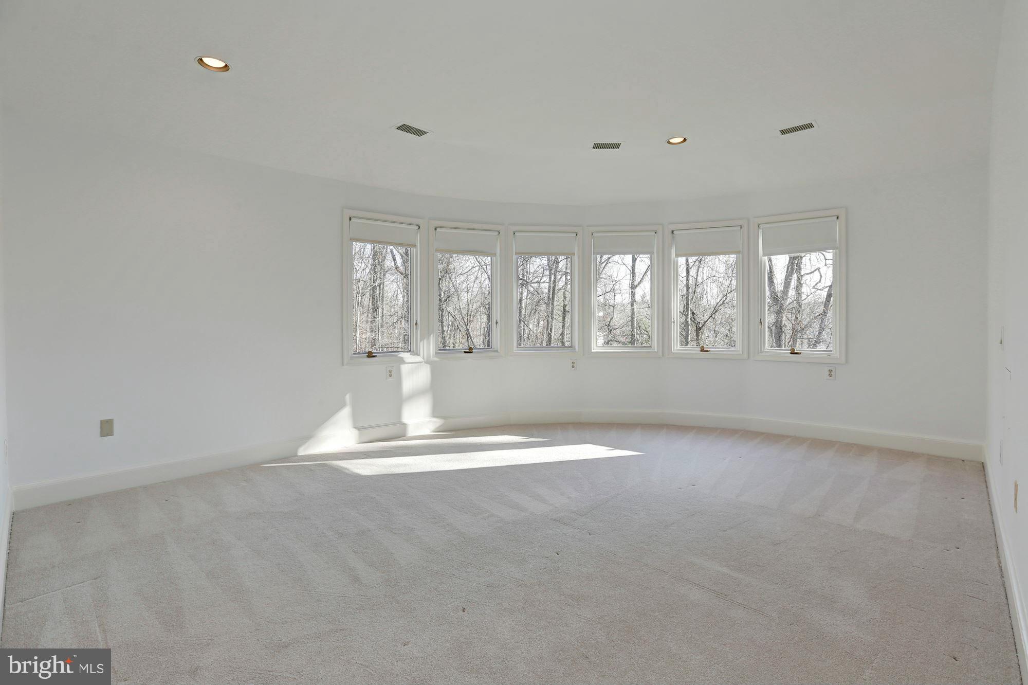 GLEN MILL VILLAGE - Residential