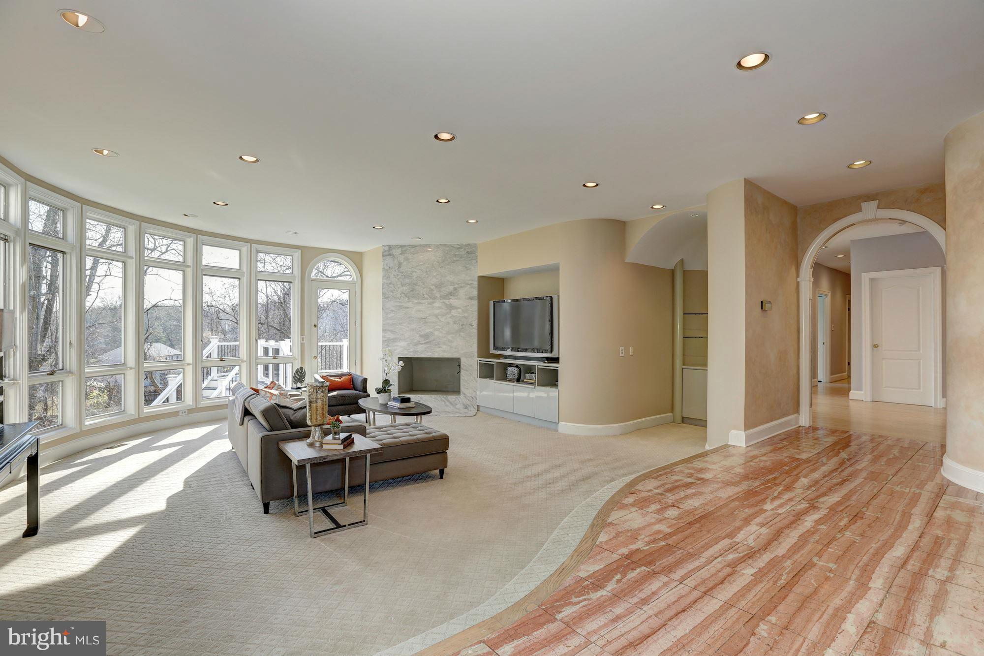 GLEN MILL VILLAGE - Residential