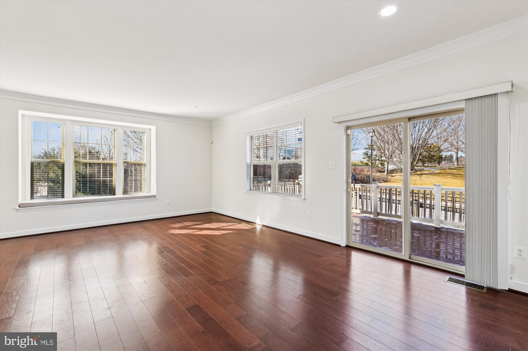 HUNT VALLEY OVERLOOK - Residential