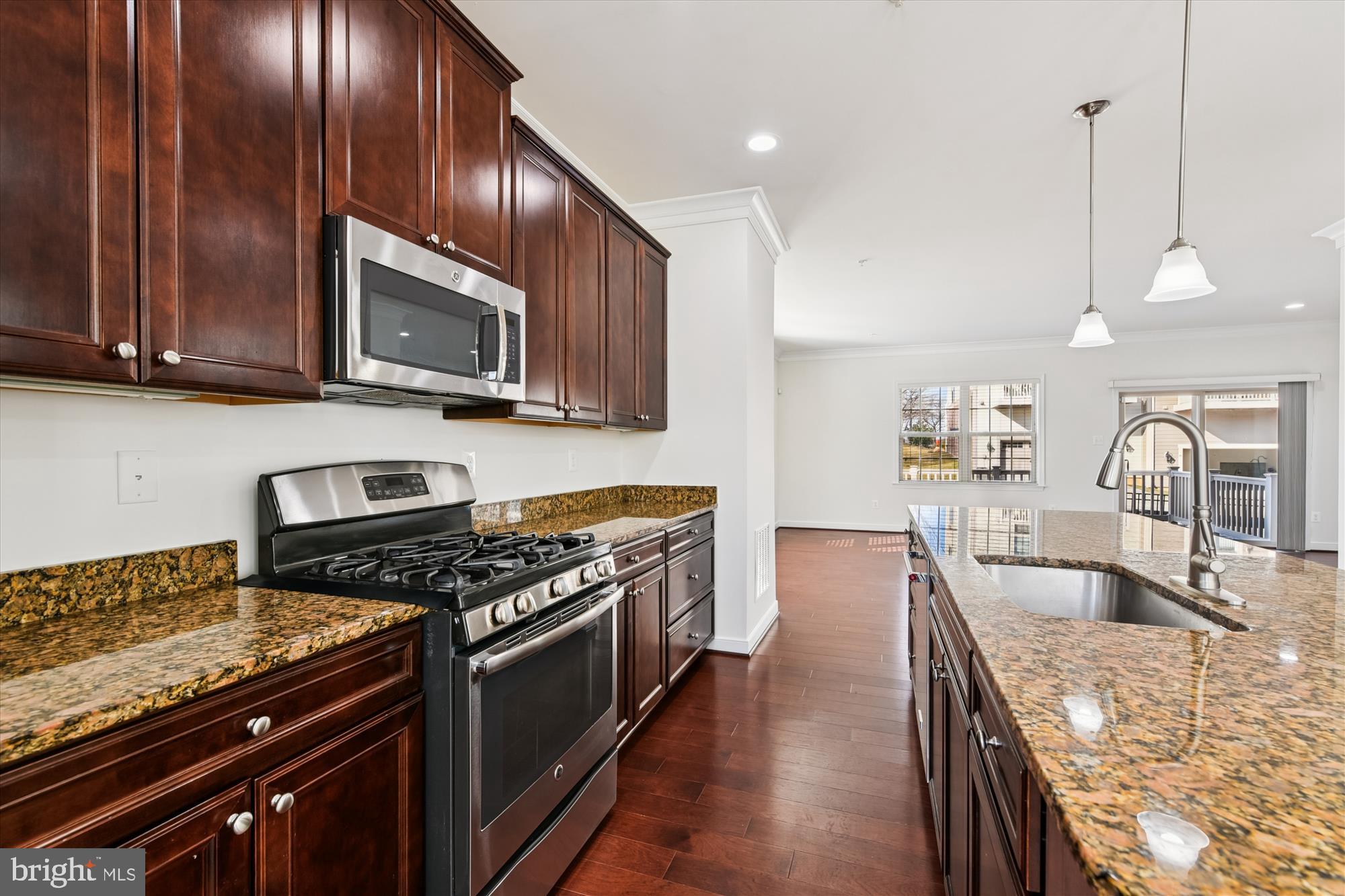 HUNT VALLEY OVERLOOK - Residential