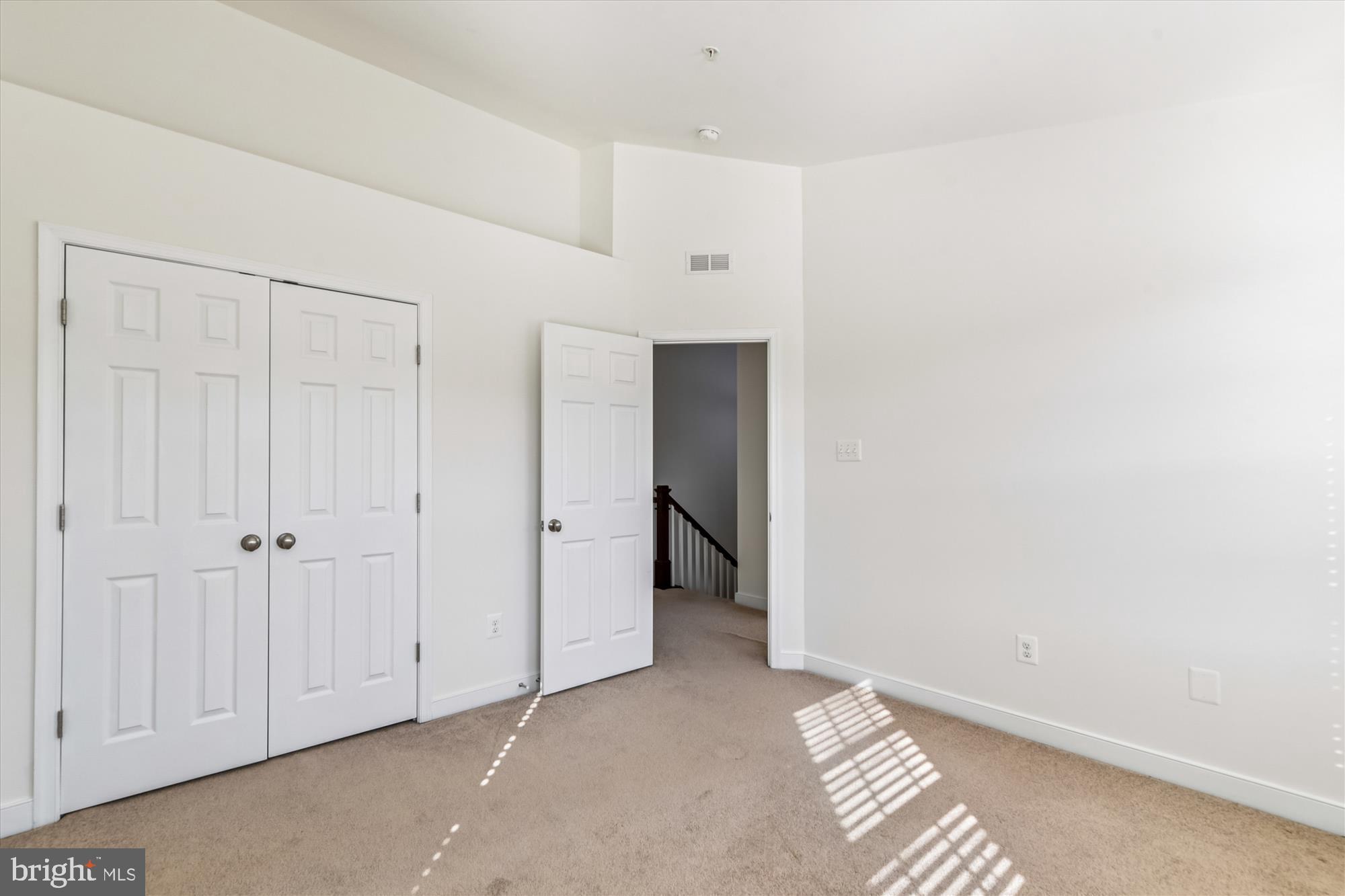 HUNT VALLEY OVERLOOK - Residential