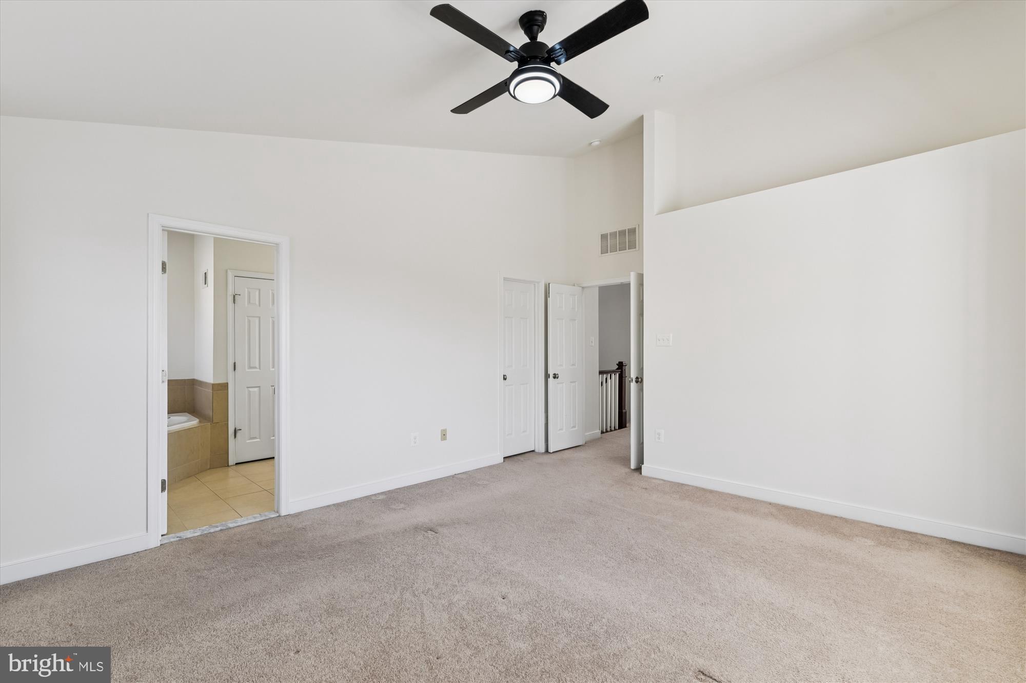 HUNT VALLEY OVERLOOK - Residential