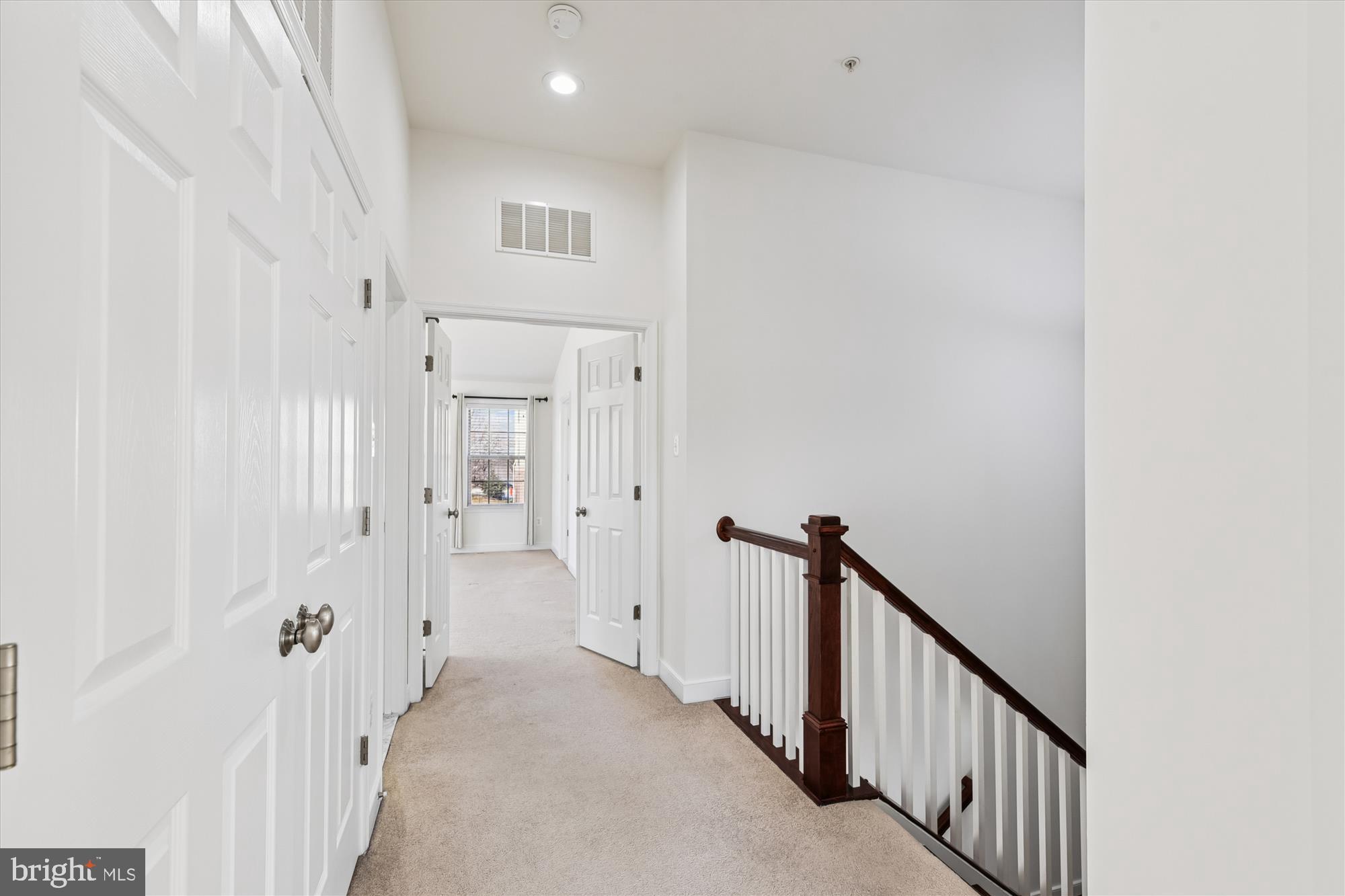 HUNT VALLEY OVERLOOK - Residential