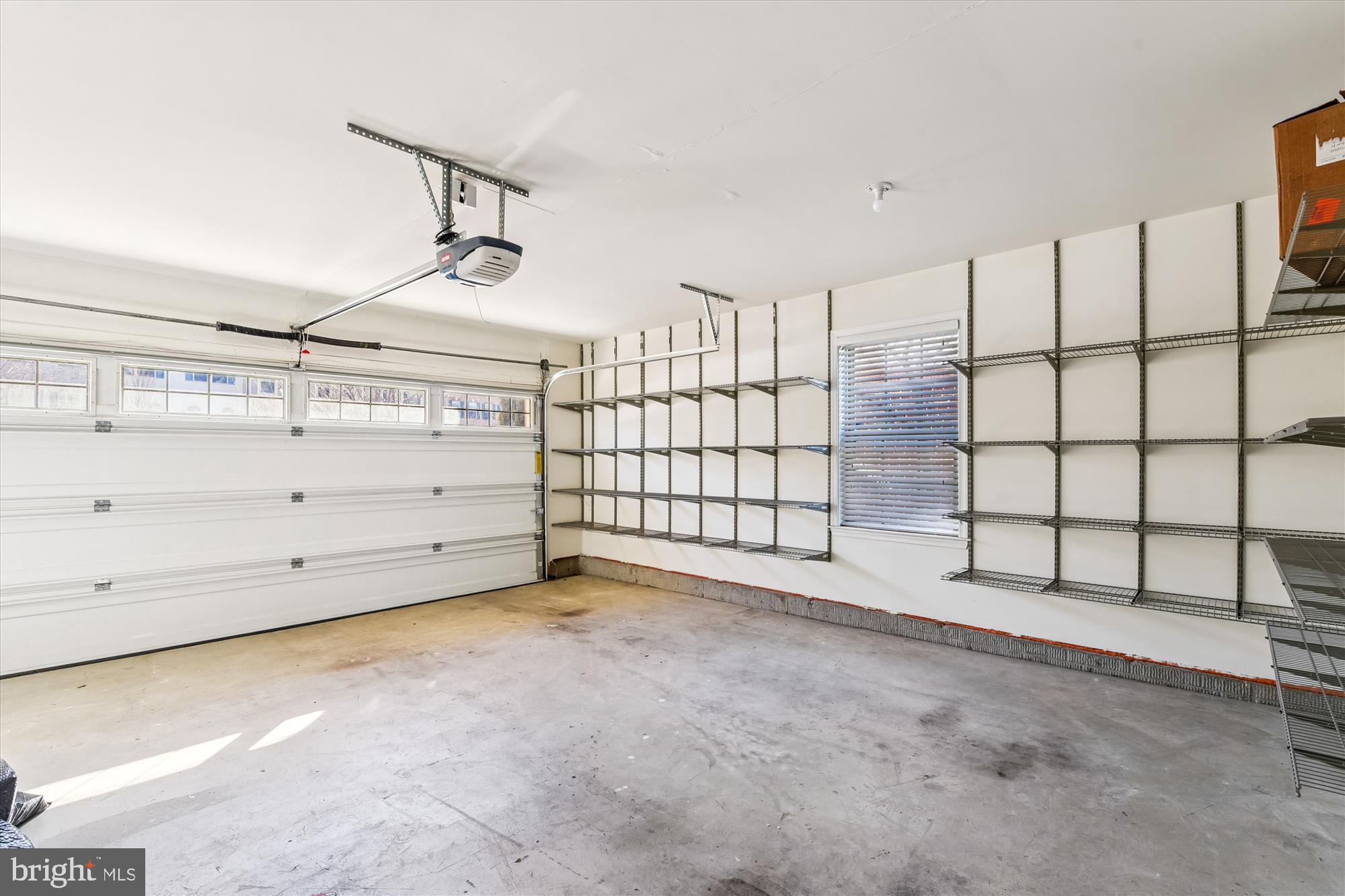 HUNT VALLEY OVERLOOK - Residential