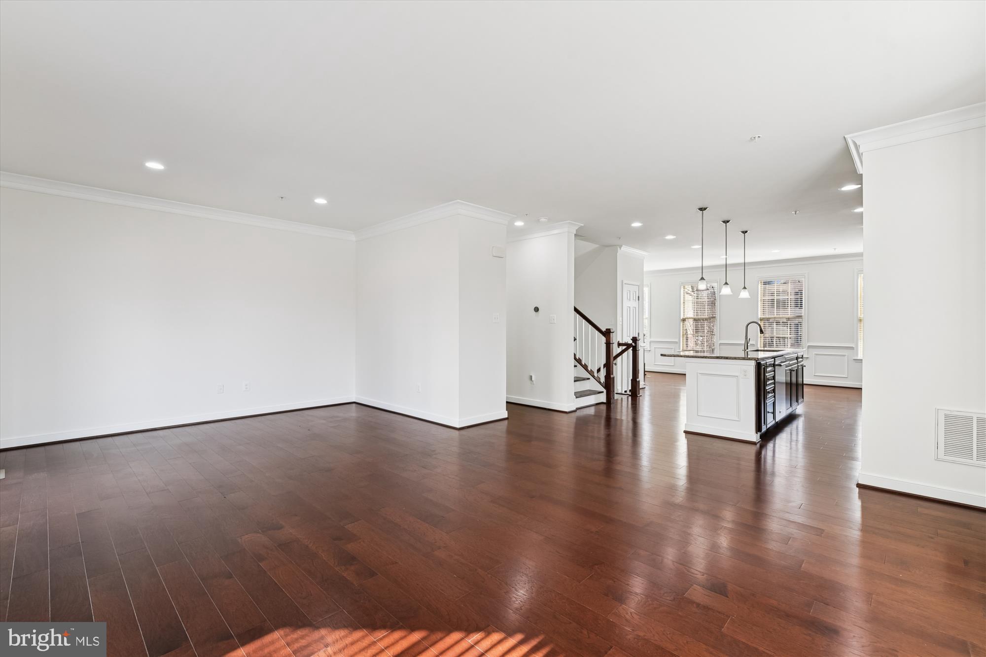 HUNT VALLEY OVERLOOK - Residential