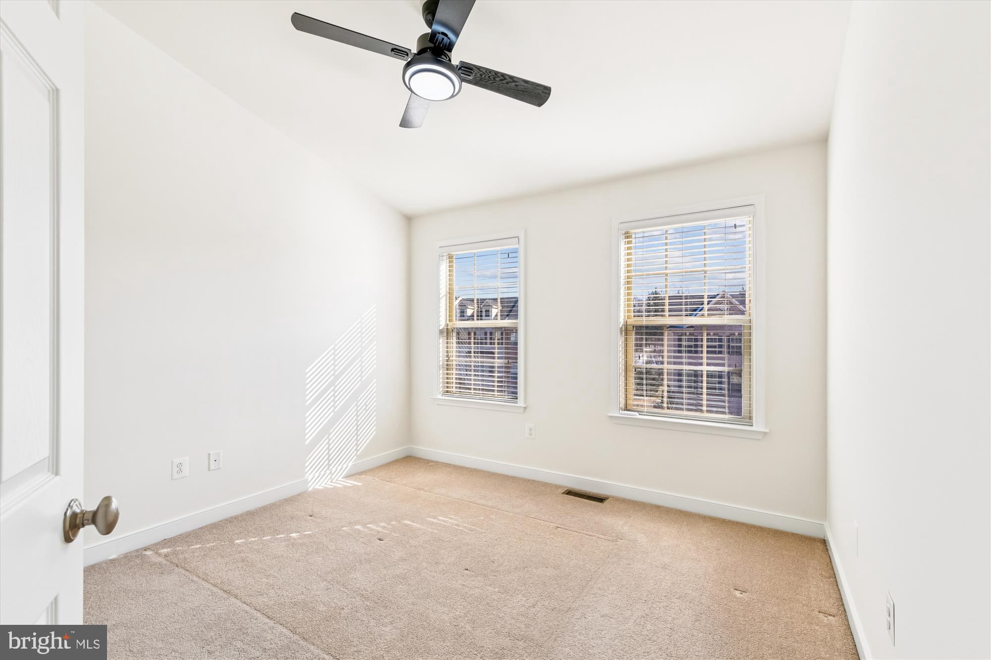 HUNT VALLEY OVERLOOK - Residential