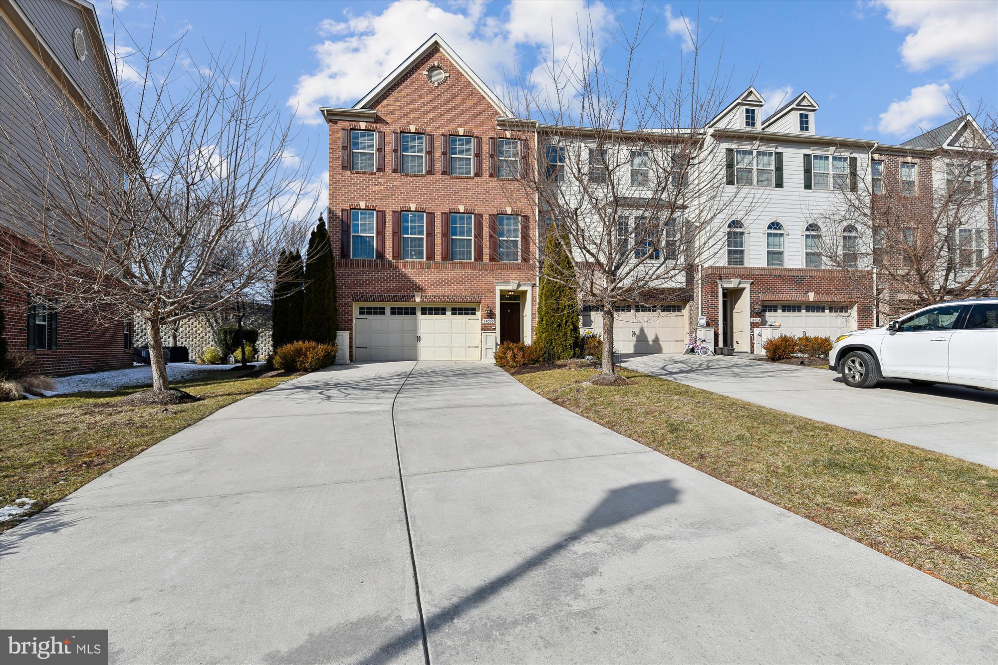 HUNT VALLEY OVERLOOK - Residential