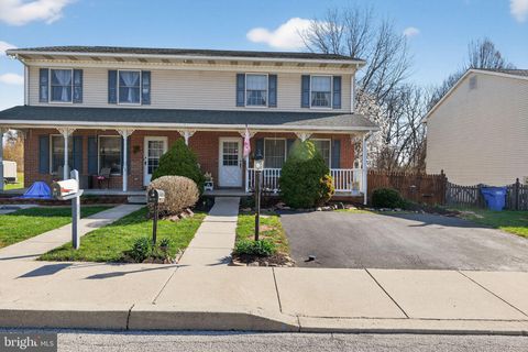 23 CRESCENT LANE LITTLESTOWN PA 17340