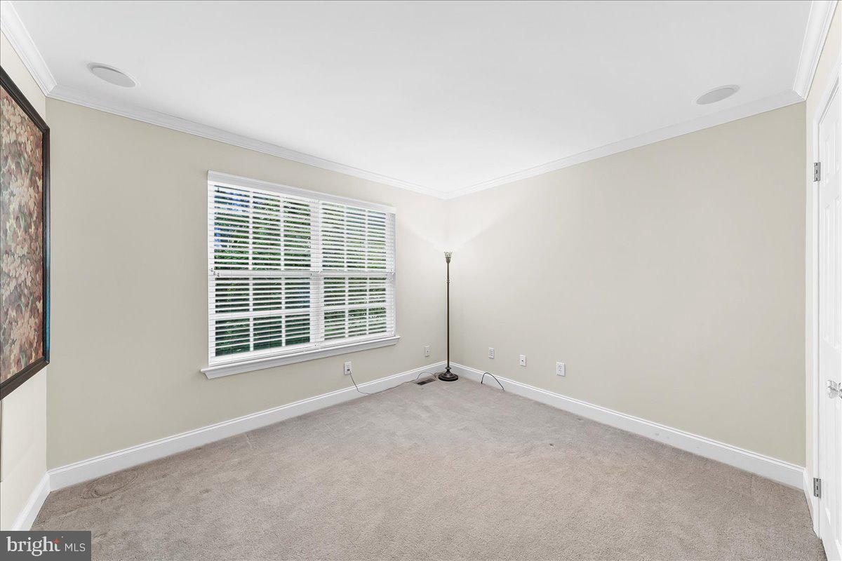 BRANFORD VILLAGE - Residential