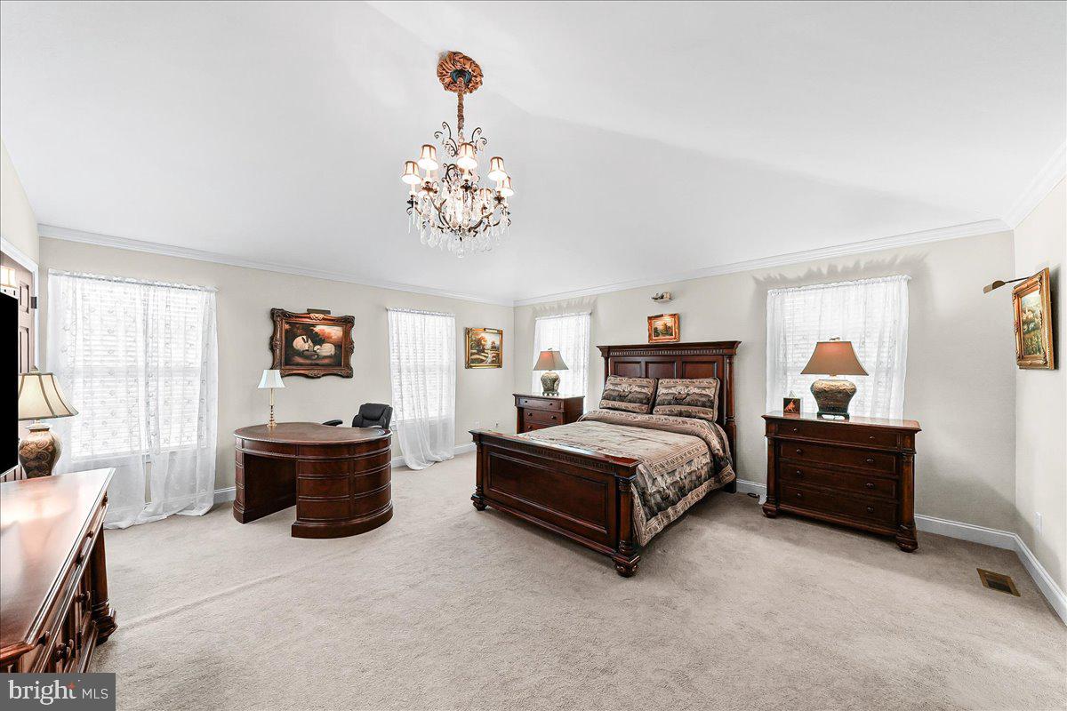 BRANFORD VILLAGE - Residential
