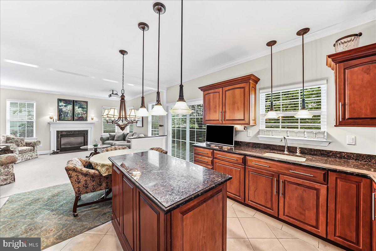 BRANFORD VILLAGE - Residential