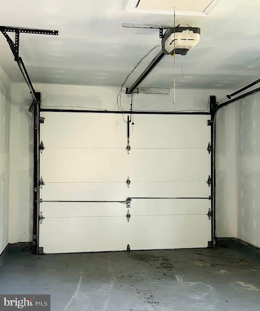 POINTER RIDGE - Residential