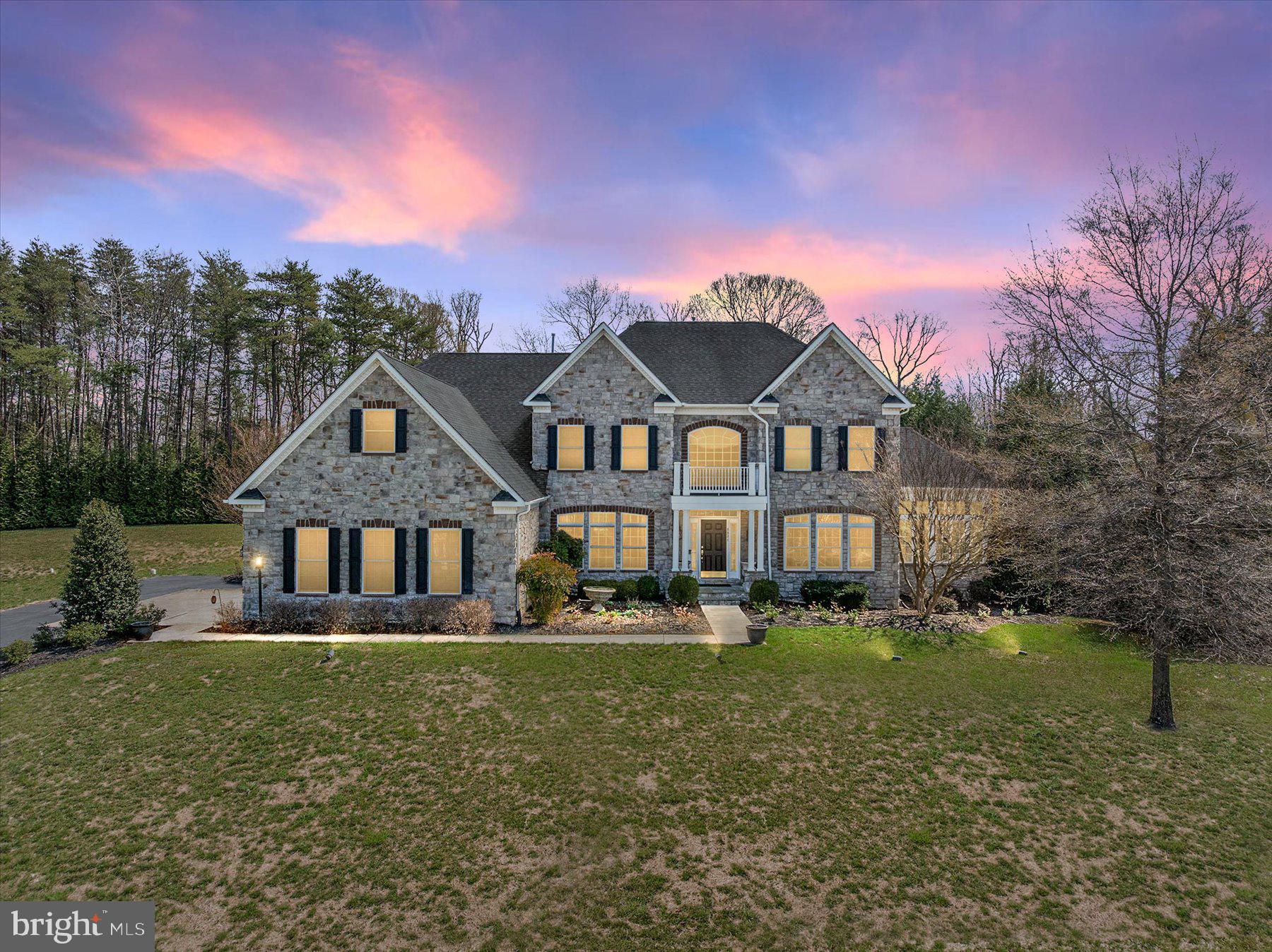 8931 SAHALEE COURT