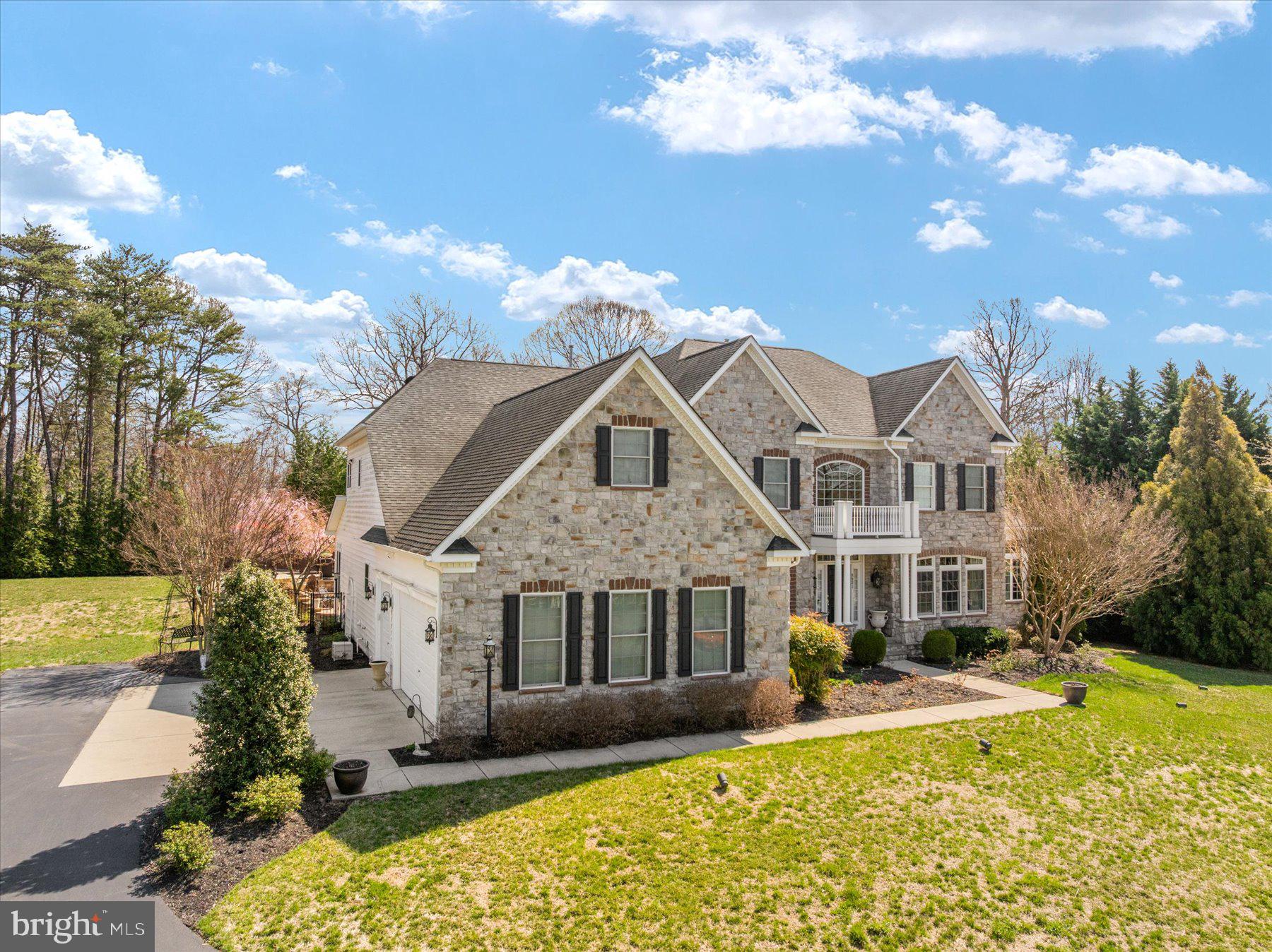 8931 SAHALEE COURT