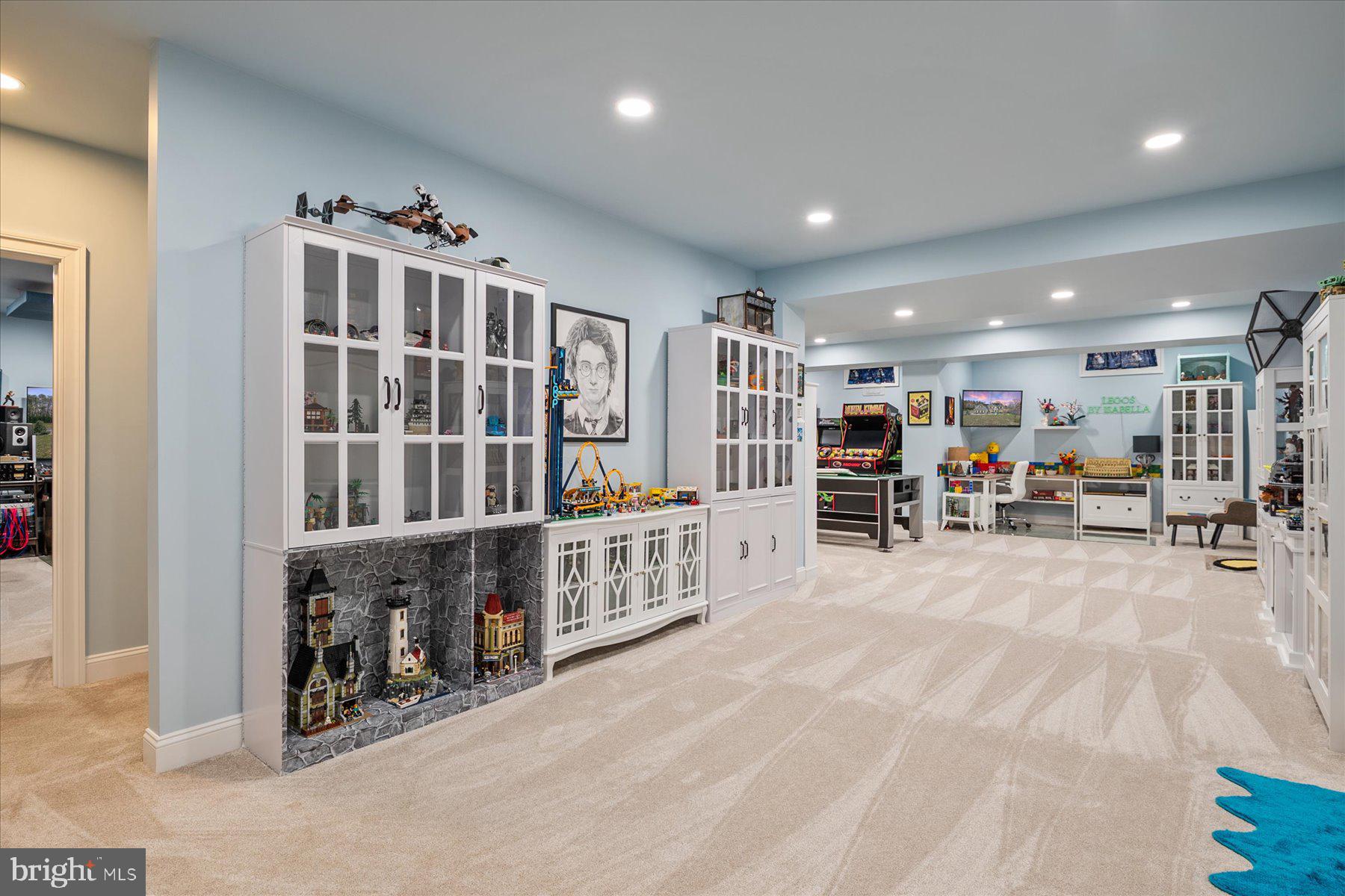 GREENSPRING - Residential