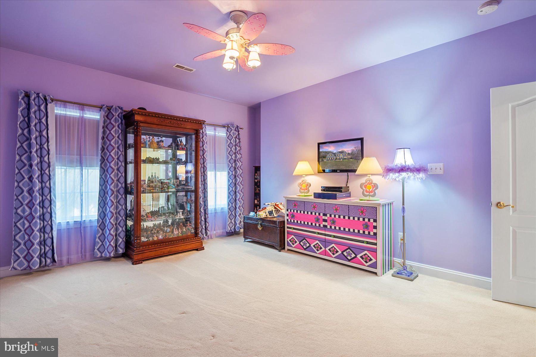 GREENSPRING - Residential